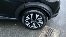 Nissan Juke 1.0 DiG-T 114 Acenta 5dr Petrol Hatchback